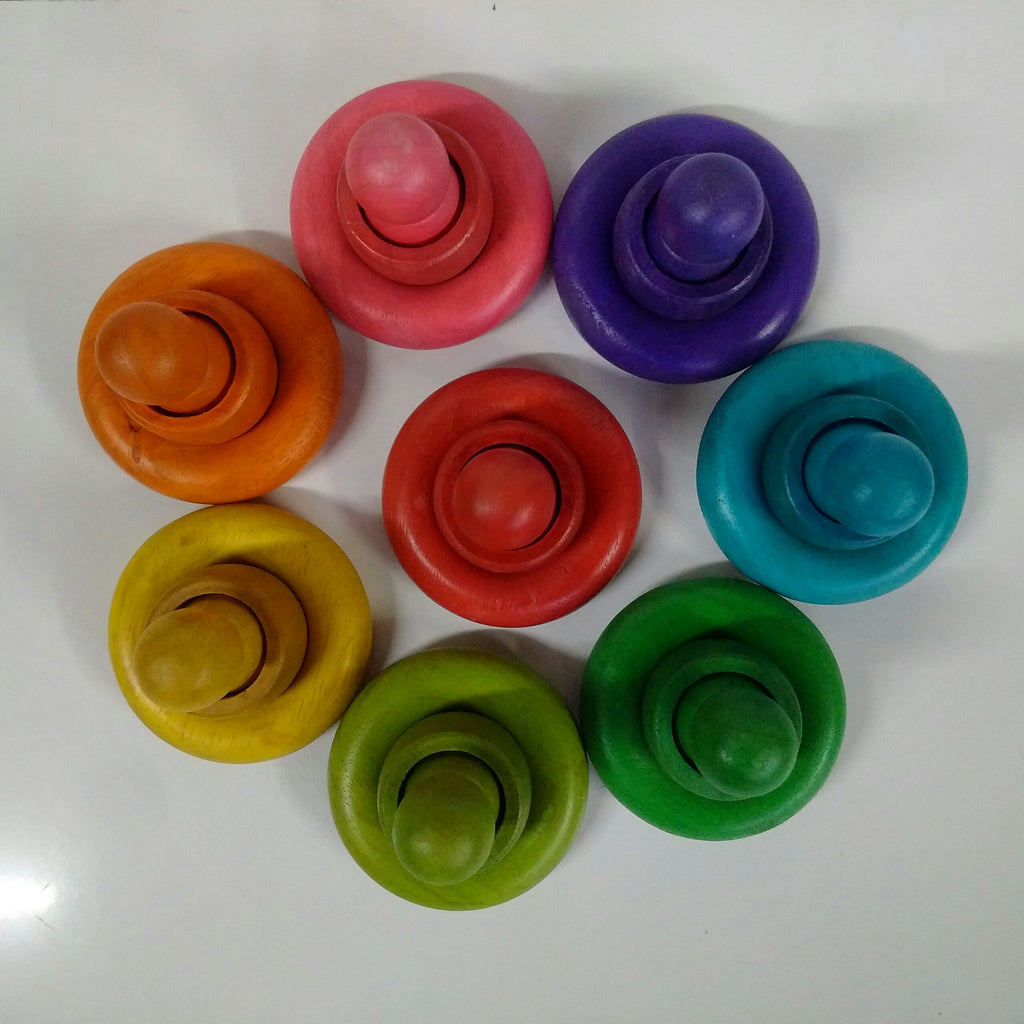 Q Toys | Rainbow People Cups and Rings