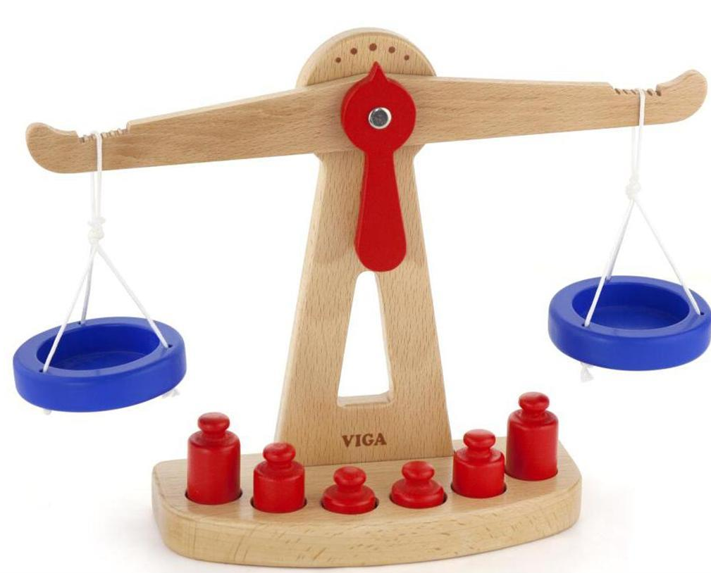 Viga | Wooden Balancing Scales